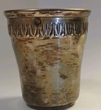 verre gobelet à liqueur ou vodka en argent massif 