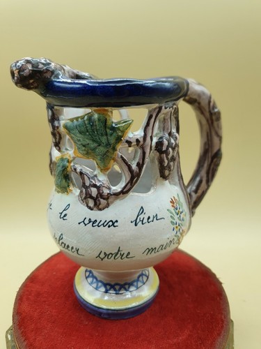 Pichet trompeur bourgogne - trompeur,