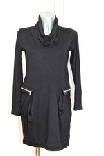 jolie robe noire col ample COP