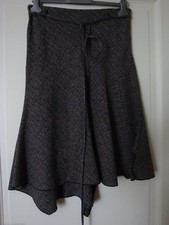 JUPE LA CITY - TAILLE 40