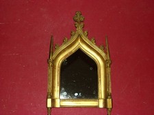 Miroir de style Néogothique
