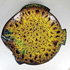 VALLAURIS - Assiette / plat en forme de poisson en céramique émaillé