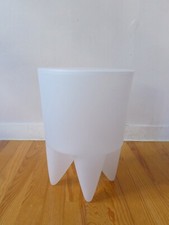 TABOURET en PLASTIQUE BLANC TRANSPARENT DESIGN STARCK VINTAGE