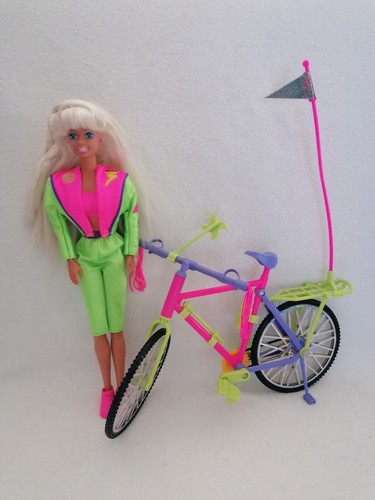 Poupée barbie bicyclin - 🍭,