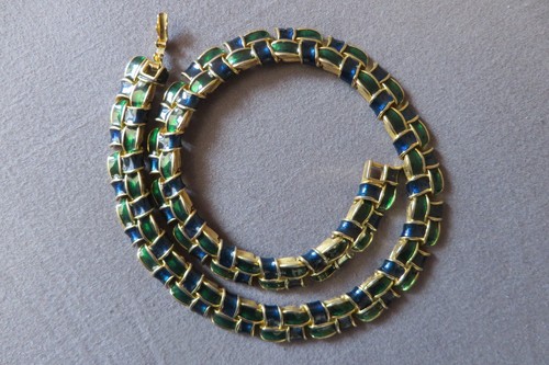 Collier couture ras cou - ,