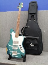 Guitare basse électrique