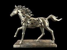 CHEVAL AU GALOP, LUMINEUSE