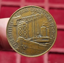 #117-T1 ~ Médaille -