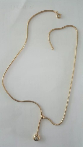 Collier ras cou - ras,