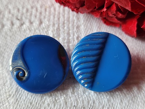 Duo boutons anciens verre - duo,