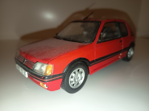 Peugeot 205 gti - 205,