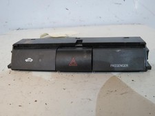 Bouton de warning TOYOTA COROLLA VERSO 2 PHASE 2 843320F010