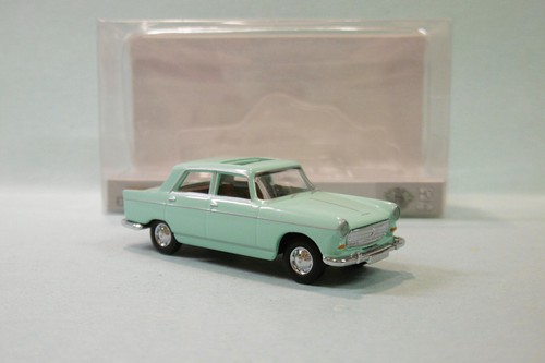 Brekina sai peugeot 404 - /,