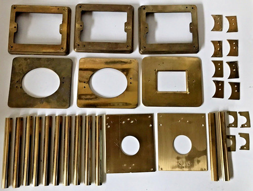 Lot pieces corps pendulette - de,