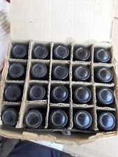 BOITE 20 BOUTEILLES ANCRE INDIENNE   10 DOIGTS ROUBAIX