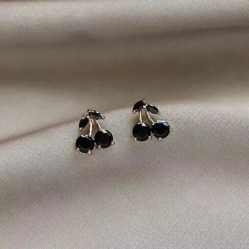 Boucles d oreilles clous - ct., d'oreilles