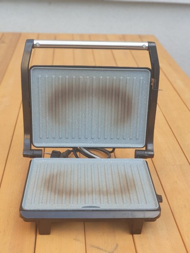 Grill electrique