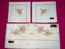 Beau drap brodé + 2 taies en