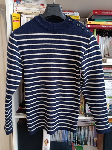 Authentic vintage saint james - saint,