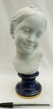 Buste , biscuit de Porcelaine