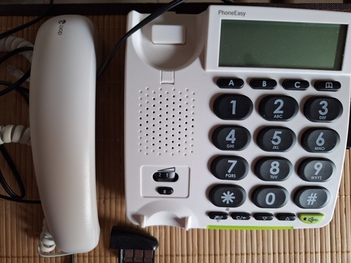 Téléphone grosses touches