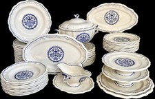 LOT DE VAISSELLE EN FAÏENCE FINE GIEN DÉCOR ROUEN SERVICE ASSIETTE PLAT IVOIRE