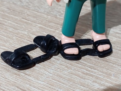 Playmobil sandales noires - x4,