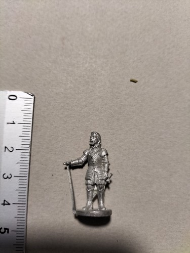 Henri figurine metal - iv,