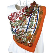 Foulard vintage en soie Hermes