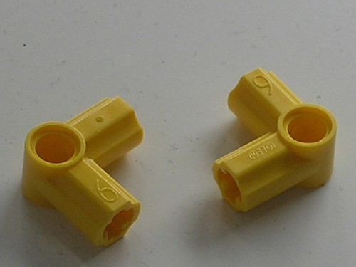 Lego technic yellow angle - x,