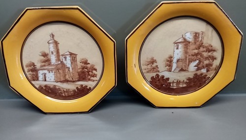 Lot petites assiettes de - petites,