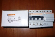 Disjoncteur differentiel 4pole - disjoncteur,