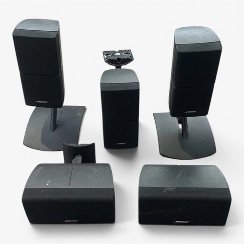 Bose lifestyle speakers - 5,