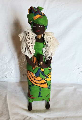 Poupée africaine tissu - en,