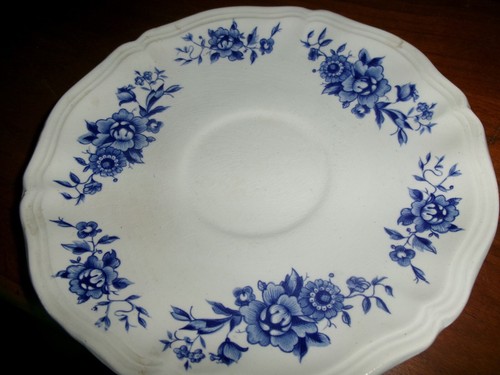 Ancienne petite assiette - ancienne,