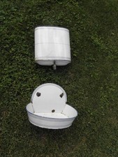 Réservoir d'eau mural de cuisine primiteve robinet émaillé évier de cuisine ancien antique