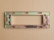 LEGRAND 74806 - Support à vis 6 modules - montage horizontal - ancien MOSAIC 45