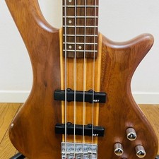 Guitare basse électrique