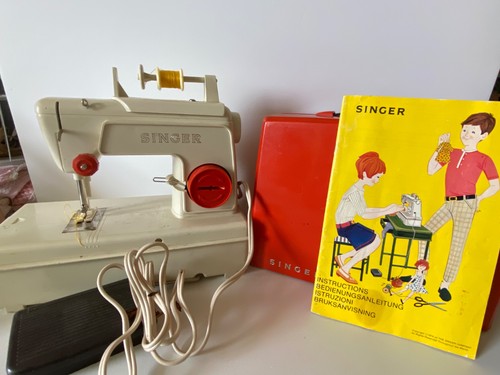 Ancienne machine coudre - ancienne,