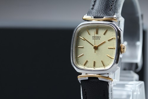 Montre femme vintage 1982