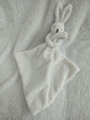 Doudou peluche petit lapin - peluche,