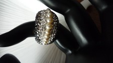 SUPERBE BAGUE COCKTAIL SWAROVSKI PARIS CRISTAUX NOIR/BLANC/PERLES/ETAT NEUF