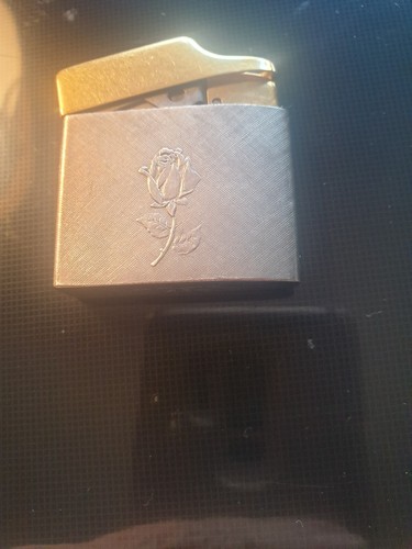 Briquet femme des années - briquet,