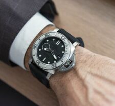 Panerai Luminor Submersible