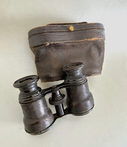 Jumelles antiques avec - jumelles,