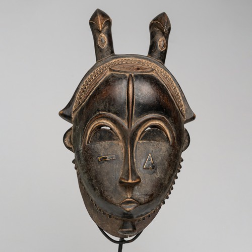 0398 masque yaoure - yaoure, socle