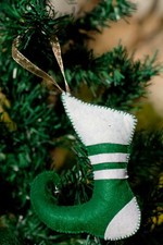 Suspensions Décoration Noël Botte Lutin Vert Feutrine Broderie Fait Main