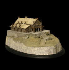 Statue Edoras Golden Hall