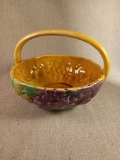 Ancien corbeille à fruits en barbotine Sarreguemines, panier céramique vintage