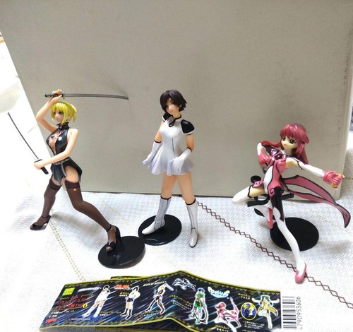 Lot figurines namco - 3,